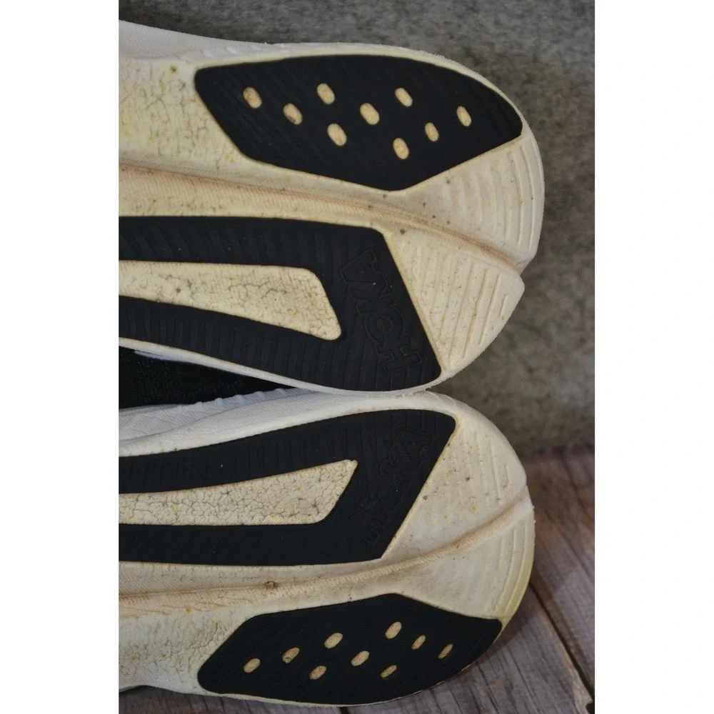 Hoka One One‎ Mach 6 Shoes Mens 11D Black White Running Sneakers 1147790 BWHT
